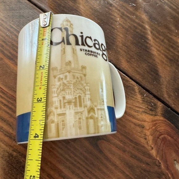 Starbucks CHICAGO mug !! Collectible - Picture 6 of 7